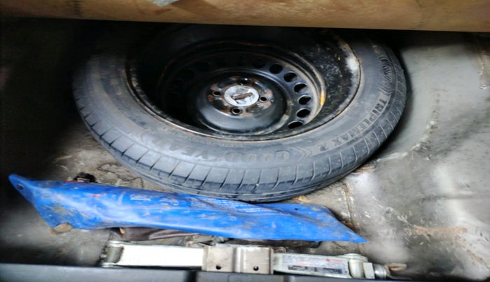 2014 Honda City 1.5L I-VTEC SV CVT, Petrol, Automatic, 1,49,410 km, tyre