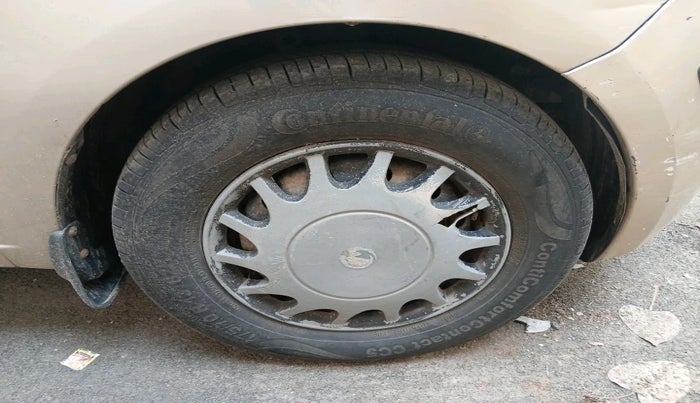 2010 Hyundai i10 MAGNA 1.2, Petrol, Manual, 82,088 km, tyre