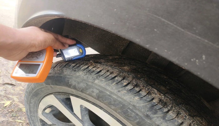 2021 Nissan MAGNITE XV PREMIUM TURBO CVT, Petrol, Automatic, 49,722 km, tyre