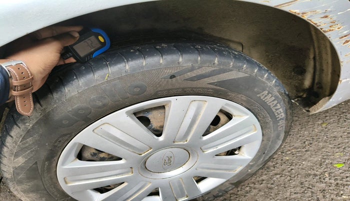 2014 Ford Classic LXI 1.4 DIESEL, Diesel, Manual, 1,39,574 km, tyre