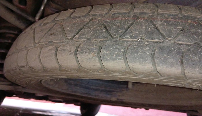 2024 Tata NEXON Creative Plus 1.2 iCNG, Petrol, Manual, 6,870 km, tyre