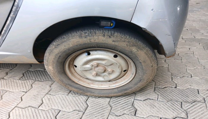 2010 Tata Nano CX, Petrol, Manual, 63,713 km, tyre