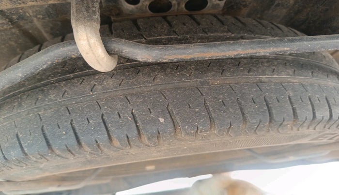 2021 Maruti Ertiga ZXI+ SHVS, Petrol, Manual, 88,180 km, tyre