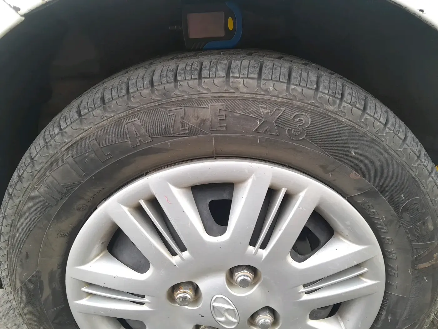 2012 Hyundai Santro Xing GLS, Petrol, Manual, 1,29,775 km, tyre