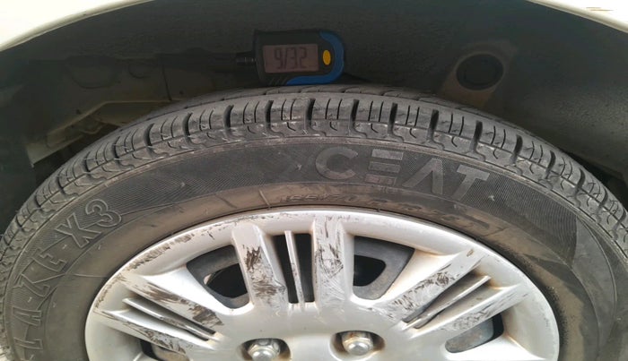 2012 Hyundai Santro Xing GLS, Petrol, Manual, 1,29,775 km, tyre