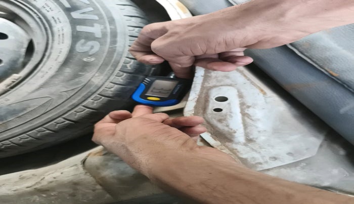 2014 Maruti Alto 800 LXI CNG, Petrol, Manual, 97,311 km, tyre