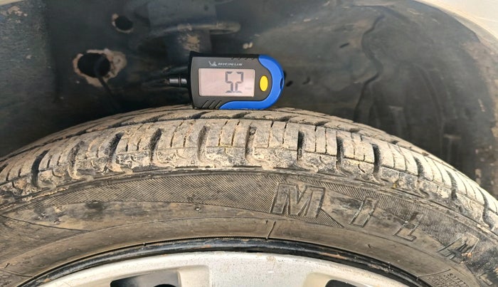 2011 Maruti Wagon R 1.0 VXI, Petrol, Manual, 31,467 km, tyre