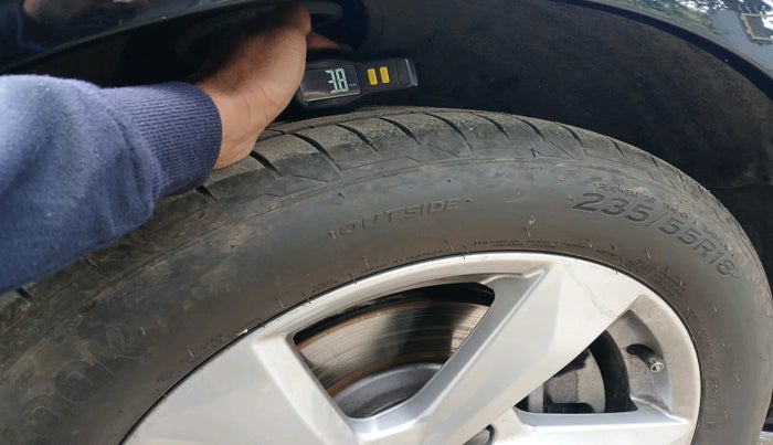 2024 Audi Q3 40 TFSI Technology, Petrol, Automatic, 5,179 km, tyre