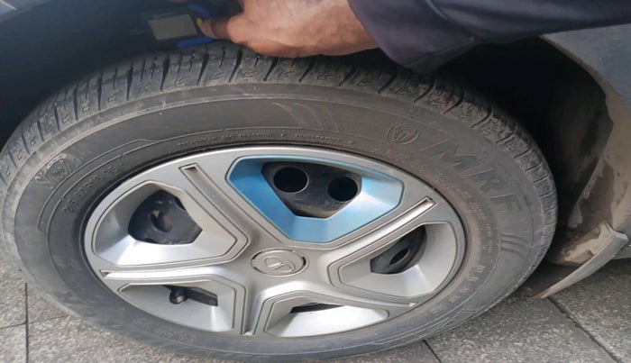 2022 Tata NEXON EV XM, Electric, Automatic, 1,20,301 km, tyre