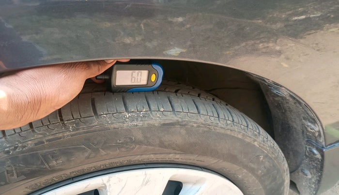 2017 Maruti Ertiga VDI SHVS, Diesel, Manual, 1,18,486 km, tyre