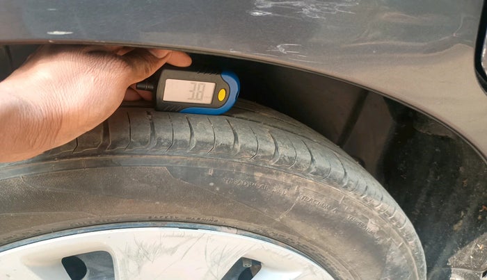 2017 Maruti Ertiga VDI SHVS, Diesel, Manual, 1,18,486 km, tyre