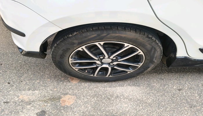 2019 Maruti Swift ZXI, Petrol, Manual, 32,345 km, tyre