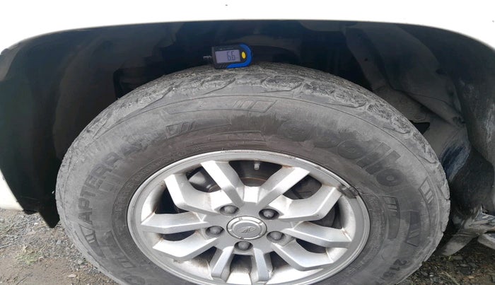 2015 Mahindra TUV300 T8, Diesel, Manual, 88,275 km, tyre