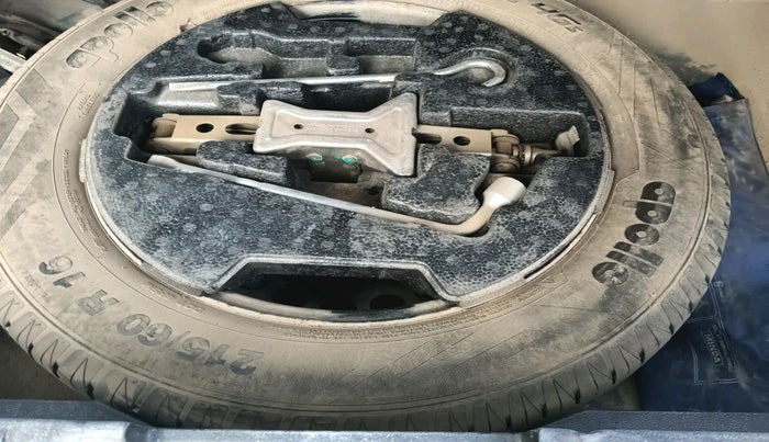 2016 Maruti Vitara Brezza ZDI PLUS, Diesel, Manual, 1,03,145 km, tyre