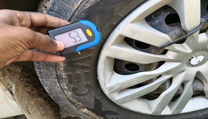 2019 Maruti Dzire VDI, Diesel, Manual, 1,17,516 km, tyre