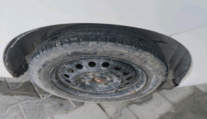 2013 Maruti Wagon R 1.0 VXI, Petrol, Manual, 57,053 km, tyre