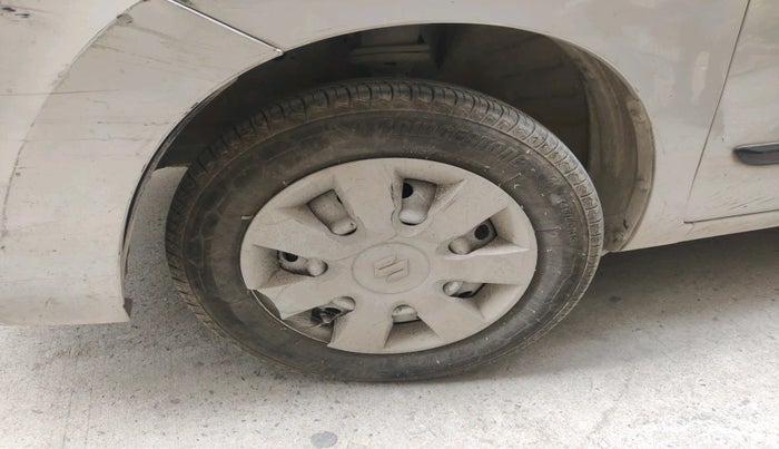 2018 Maruti Wagon R 1.0 LXI CNG, Petrol, Manual, 1,07,210 km, tyre