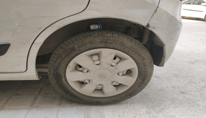 2018 Maruti Wagon R 1.0 LXI CNG, Petrol, Manual, 1,07,210 km, tyre