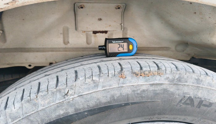 2017 Mahindra Scorpio S6 PLUS 1.99, Diesel, Manual, 1,39,961 km, tyre