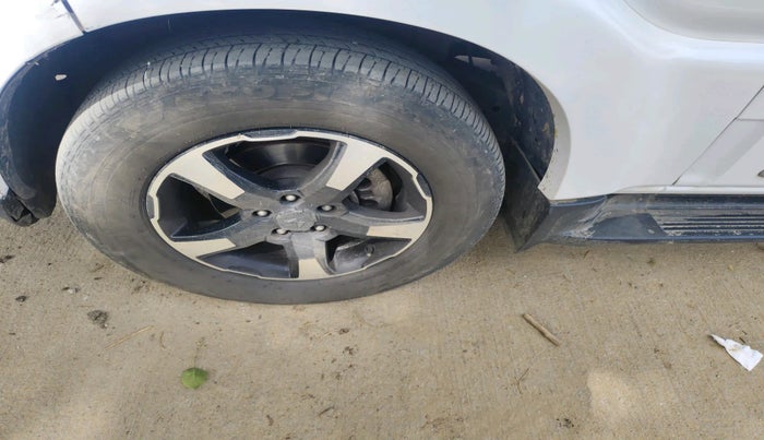 2024 Mahindra SCORPIO CLASSIC S11 7STR, Diesel, Manual, 31,647 km, tyre