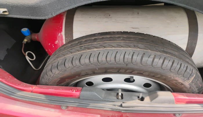 2016 Tata Tiago XZ PETROL, Petrol, Manual, 1,75,305 km, tyre