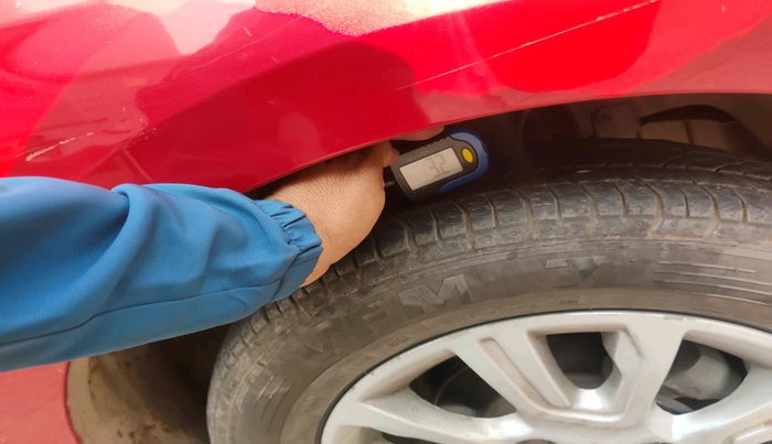 2016 Tata Tiago XZ PETROL, Petrol, Manual, 1,75,305 km, tyre