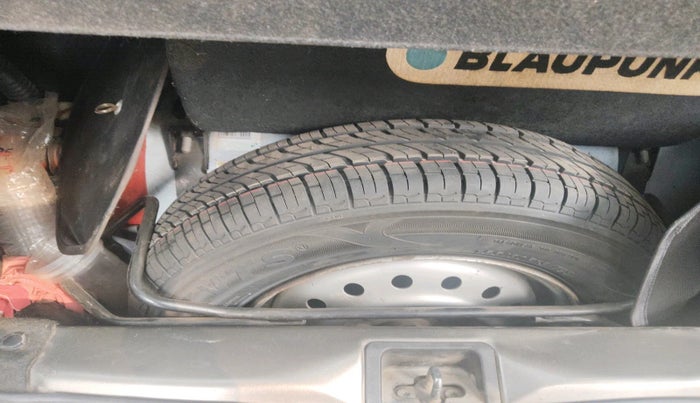 2019 Maruti New Wagon-R LXI CNG 1.0, Petrol, Manual, 1,56,162 km, tyre