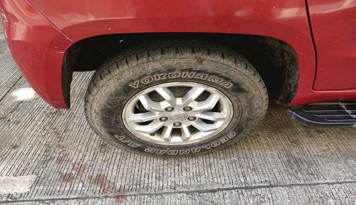 2016 Mahindra TUV300 T8 AMT, Diesel, Automatic, 76,227 km, tyre