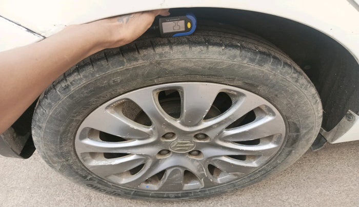 2016 Maruti Baleno ZETA PETROL 1.2, Petrol, Manual, 1,14,243 km, tyre