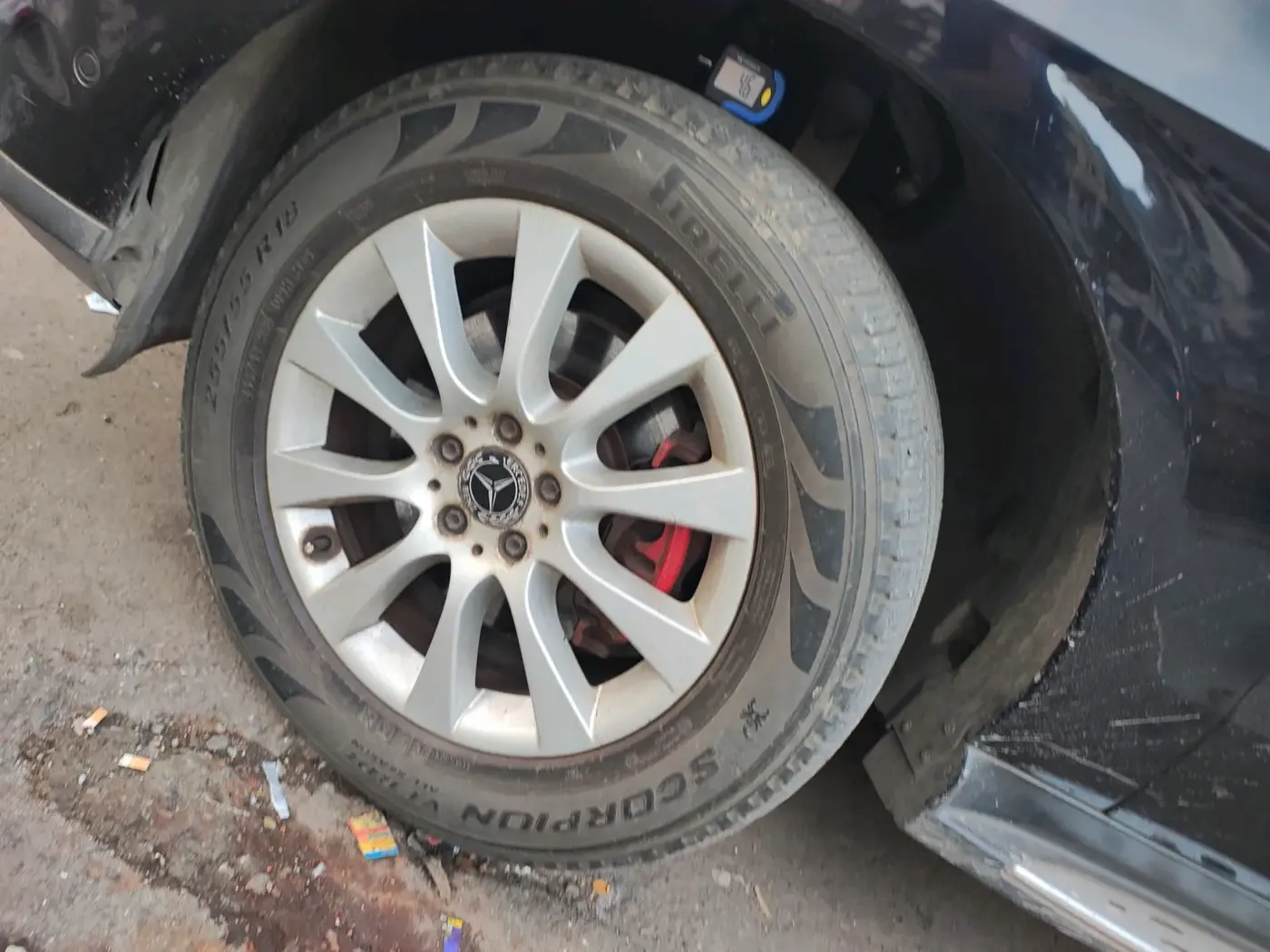2012 Mercedes Benz Ml Class 250 CDI, Diesel, Automatic, 1,13,464 km, tyre