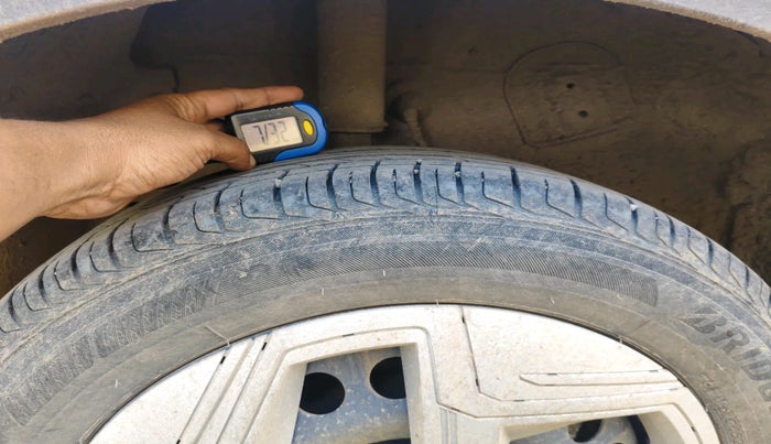 2025 Tata NEXON SMART+ 1.2 PETROL, Petrol, Manual, 7,024 km, tyre