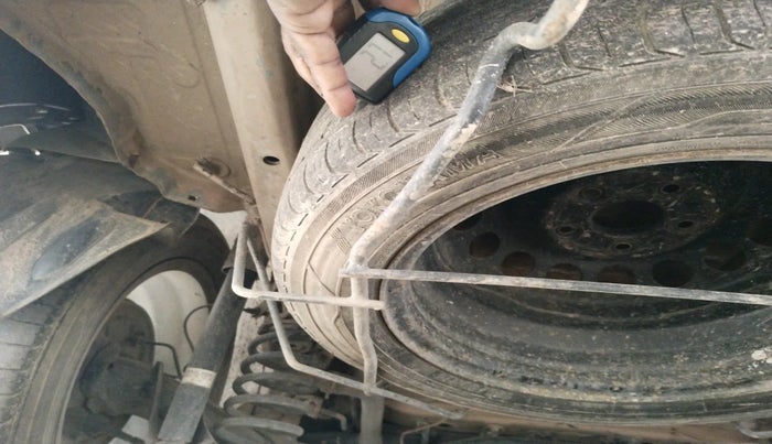 2016 Honda BR-V 1.5L I- DTEC VX, Diesel, Manual, 1,00,503 km, tyre