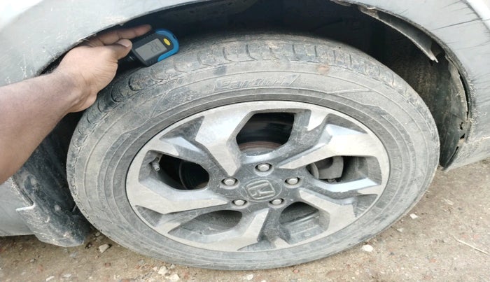 2016 Honda BR-V 1.5L I- DTEC VX, Diesel, Manual, 1,00,503 km, tyre