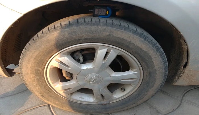 2011 Hyundai i20 SPORTZ 1.2, Petrol, Manual, 1,25,724 km, tyre