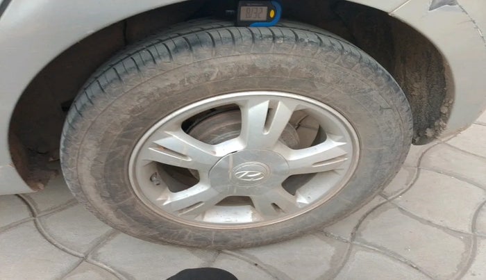 2011 Hyundai i20 SPORTZ 1.2, Petrol, Manual, 1,25,724 km, tyre