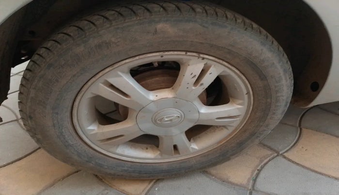 2011 Hyundai i20 SPORTZ 1.2, Petrol, Manual, 1,25,724 km, tyre