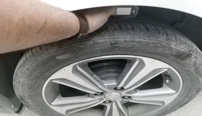 2017 Hyundai Verna 1.6 VTVT SX (O) AT, Petrol, Automatic, 97,074 km, tyre