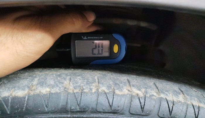 2017 Tata Tiago XT PETROL, Petrol, Manual, 1,17,612 km, tyre