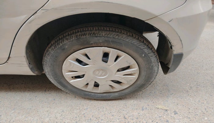 2012 Maruti Swift VXI, Petrol, Manual, 39,815 km, tyre