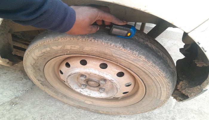 2013 Maruti Wagon R 1.0 LXI CNG, Petrol, Manual, 11,616 km, tyre