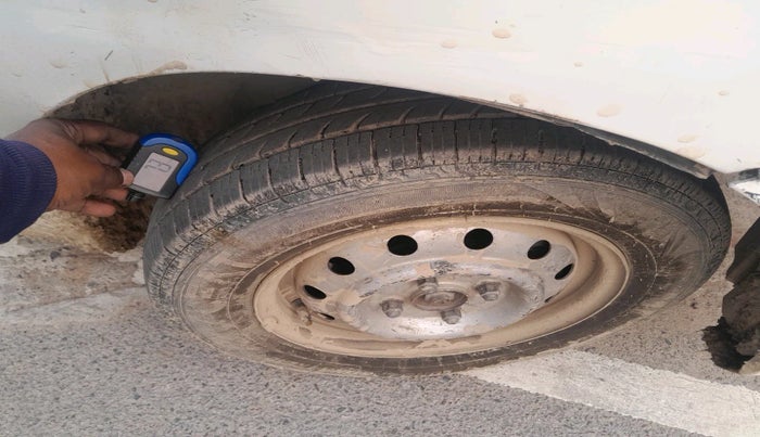 2013 Maruti Wagon R 1.0 LXI CNG, Petrol, Manual, 11,616 km, tyre