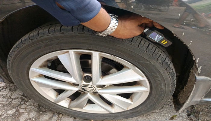 2017 Skoda Rapid STYLE 1.6 MPI AT, Petrol, Automatic, 38,369 km, tyre