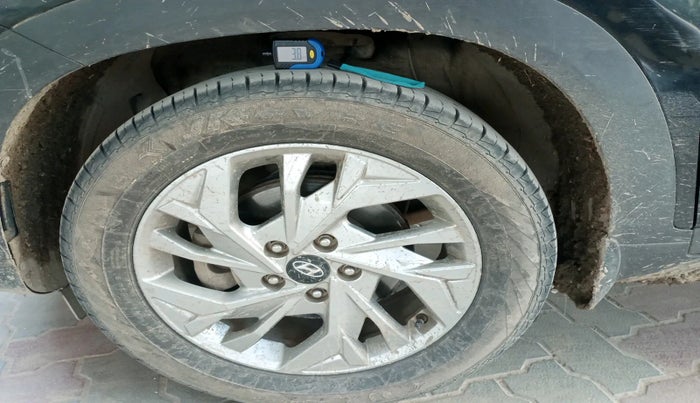 2021 Hyundai Creta SX 1.5 DIESEL, Diesel, Manual, 1,44,090 km, tyre