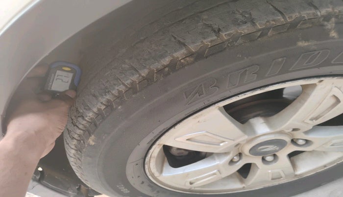 2012 Mahindra XUV500 W8, Diesel, Manual, 1,59,391 km, tyre