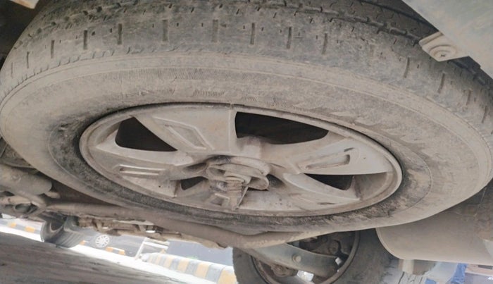 2012 Mahindra XUV500 W8, Diesel, Manual, 1,59,391 km, tyre