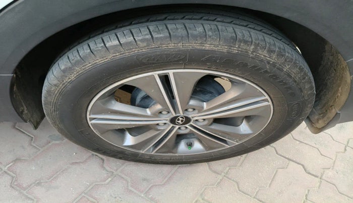 2017 Hyundai Creta SX PLUS AT 1.6 PETROL, Petrol, Automatic, 96,308 km, tyre