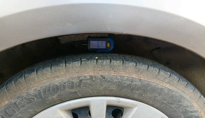 2012 Hyundai i20 MAGNA 1.2, Petrol, Manual, 70,566 km, tyre