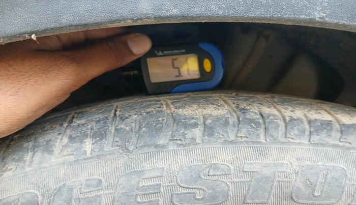 2017 Hyundai Creta E PLUS 1.4 DIESEL, Diesel, Manual, 1,04,864 km, tyre