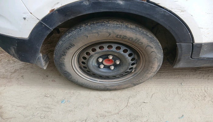 2017 Hyundai Creta E PLUS 1.4 DIESEL, Diesel, Manual, 1,04,864 km, tyre