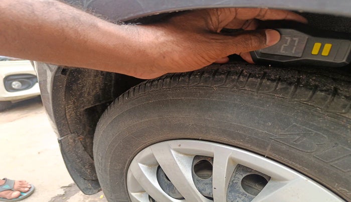 2015 Hyundai i10 SPORTZ 1.1, Petrol, Manual, 75,034 km, tyre